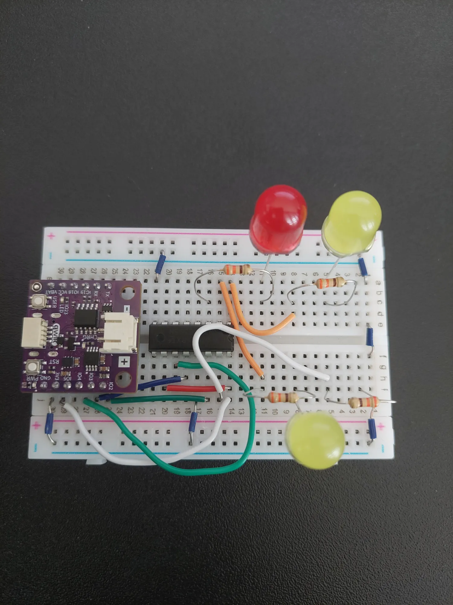 Fourth 330 ohm resistor added on the f-j side
